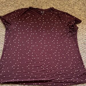 Maurices Maroon Polka Dot Short Sleeve Tee